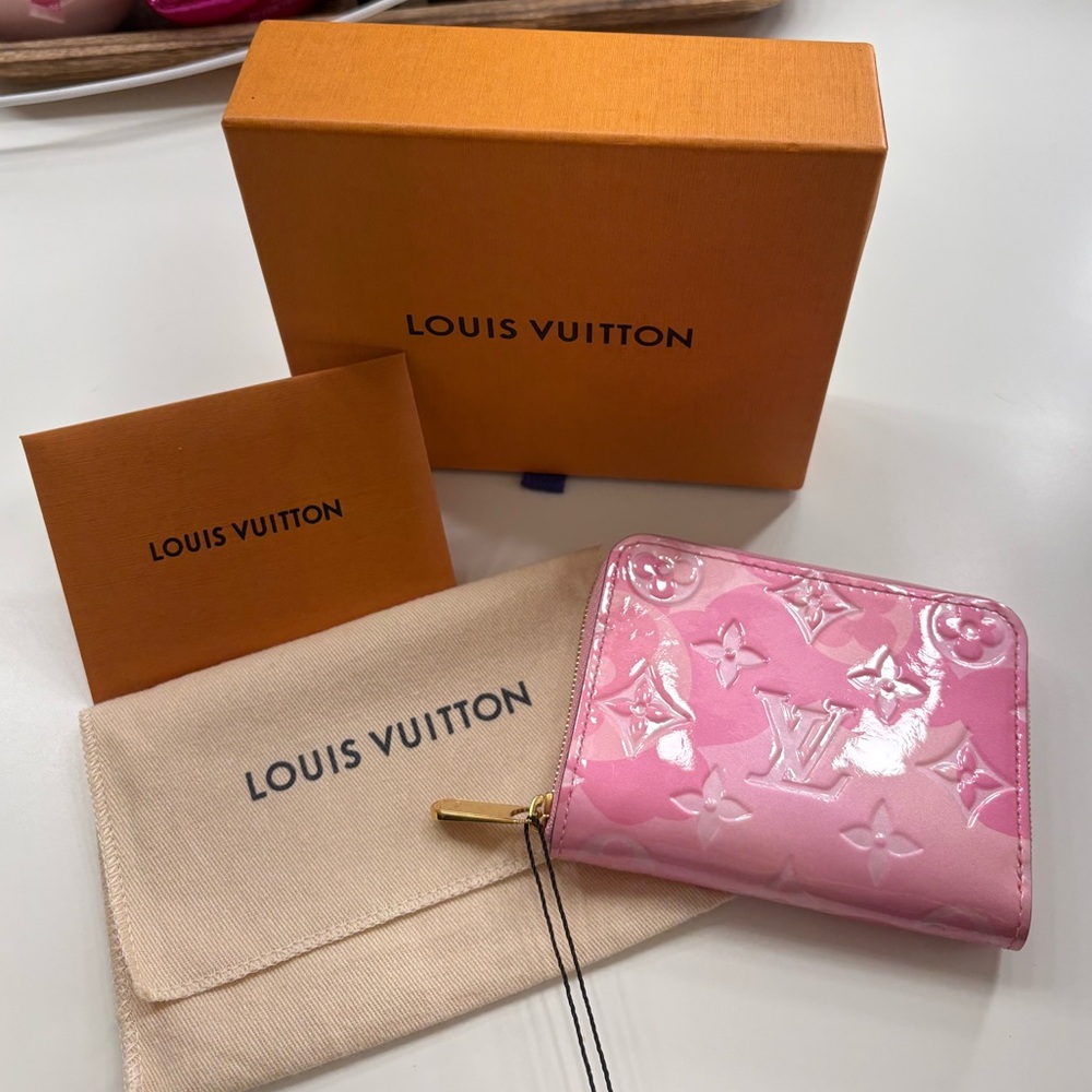 Louis Vuitton Zippy Coin Purse